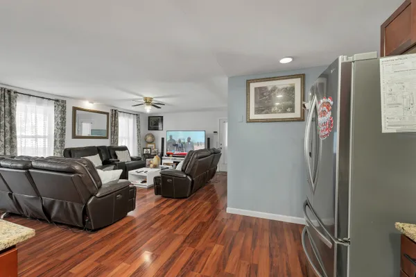 $550,000 | 5 Howard Street, Pembroke, NH 03275