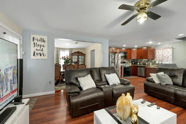 $550,000 | 5 Howard Street, Pembroke, NH 03275