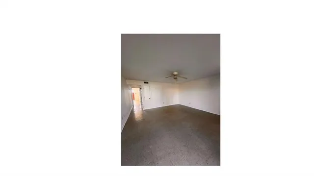 $1,350 | 4289 Lac Saint Pierre Drive, Unit 204, Harvey, LA 70058