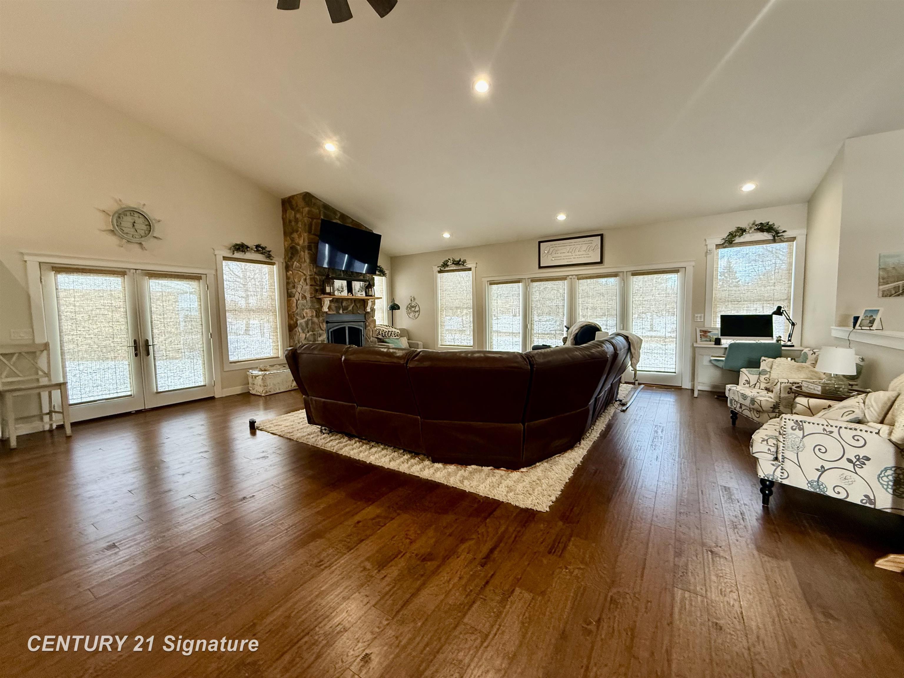 3365 Old Kawkawlin Road Bay City, MI 48706 - Photo 3 of 26