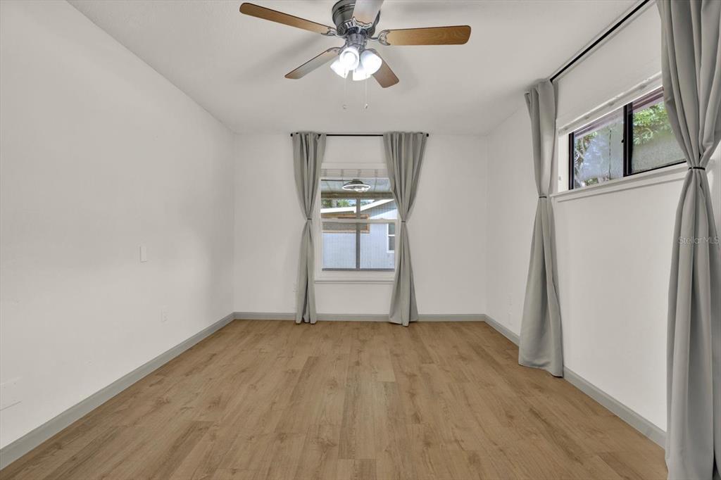 1978 Dix Street Largo, FL 33774 - Photo 16 of 44