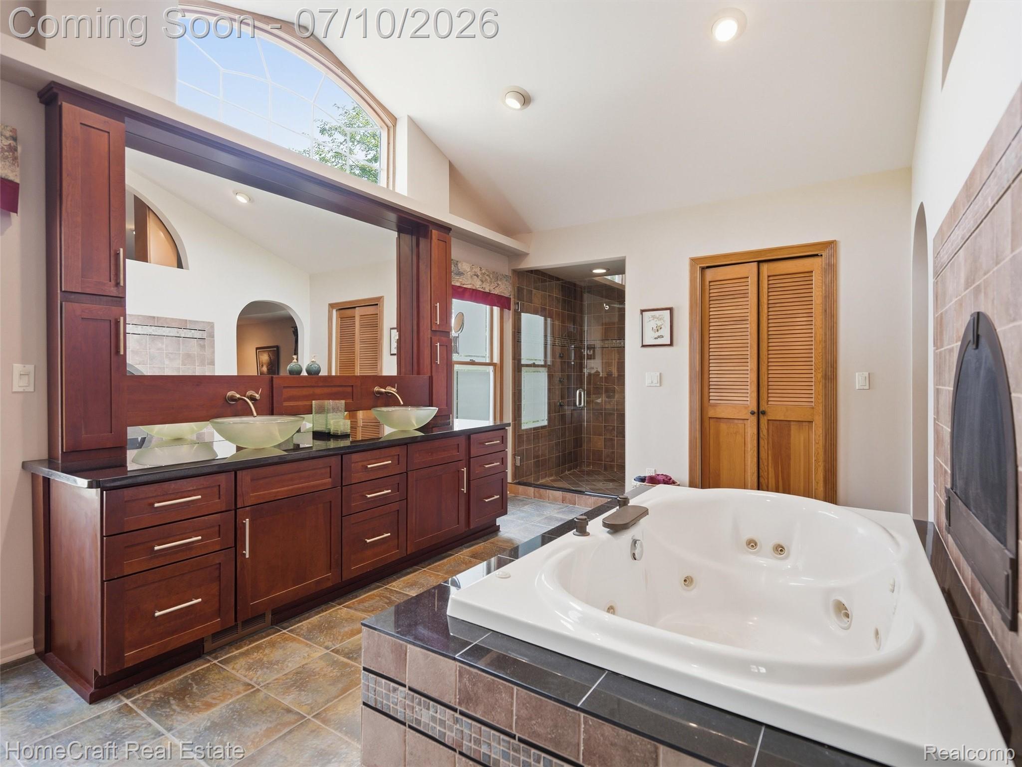 1744 Walnut Ridge Circle Canton, MI 48187 - Photo 34 of 46 34-DSC00992.jpg