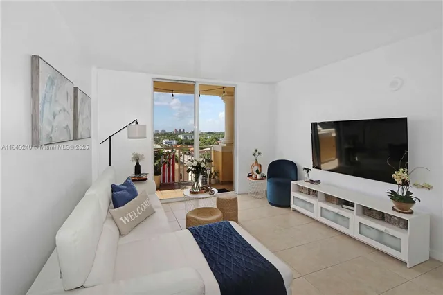 $454,000 | 215 Southwest 42nd Avenue, Unit PH08, Miami, FL 33134