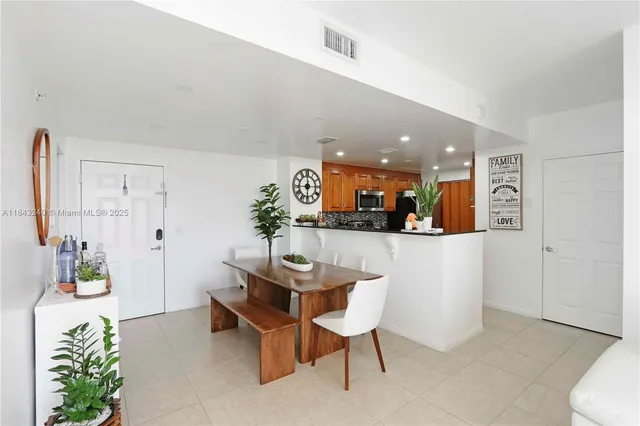 $454,000 | 215 Southwest 42nd Avenue, Unit PH08, Miami, FL 33134