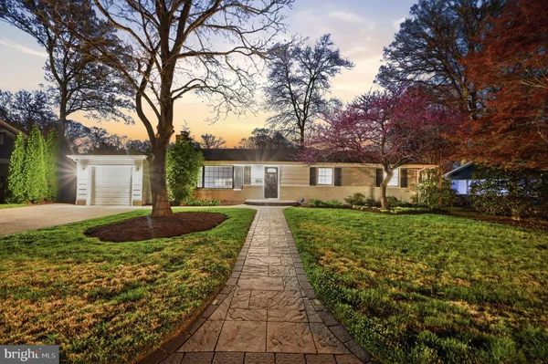 $3,875 | 808 Cottonwood Drive, Severna Park, MD 21146