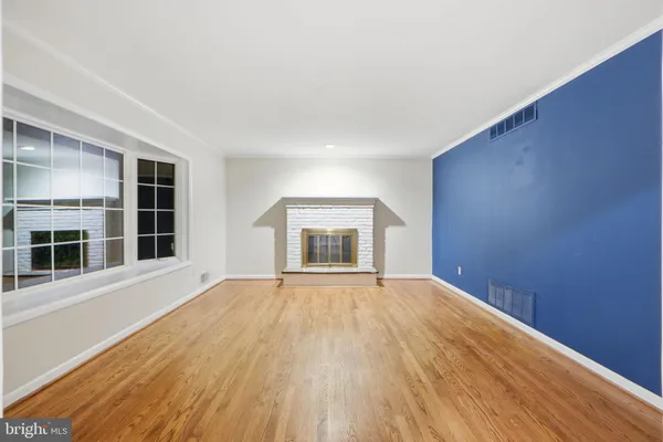 $3,875 | 808 Cottonwood Drive, Severna Park, MD 21146