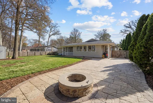 $3,875 | 808 Cottonwood Drive, Severna Park, MD 21146
