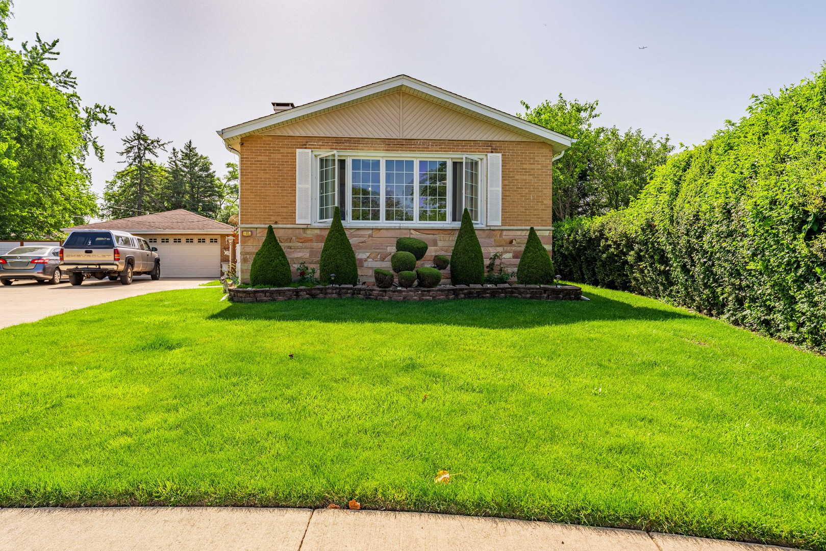 433 Cherry Hill Drive Addison, IL 60101 - Photo 1 of 35