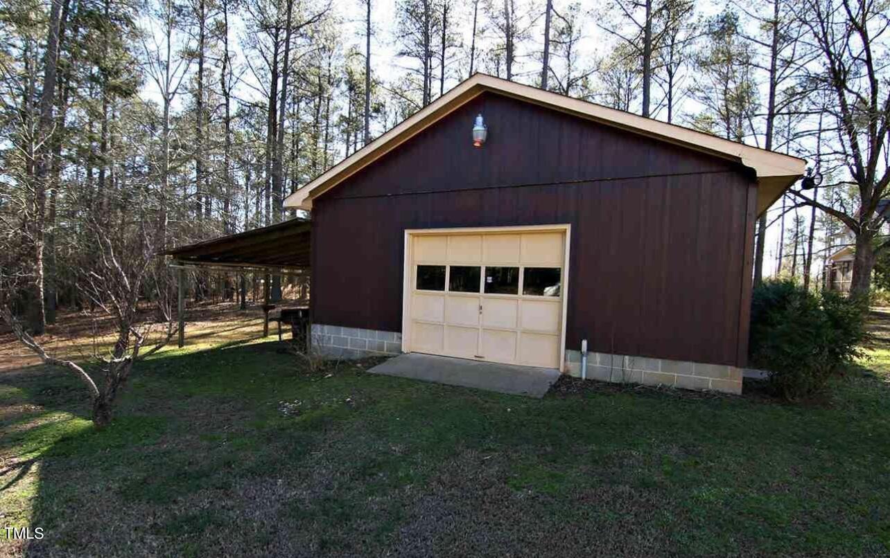 7109 Holly Springs Road Raleigh, NC 27606 - Photo 4 of 23 photo5jpg