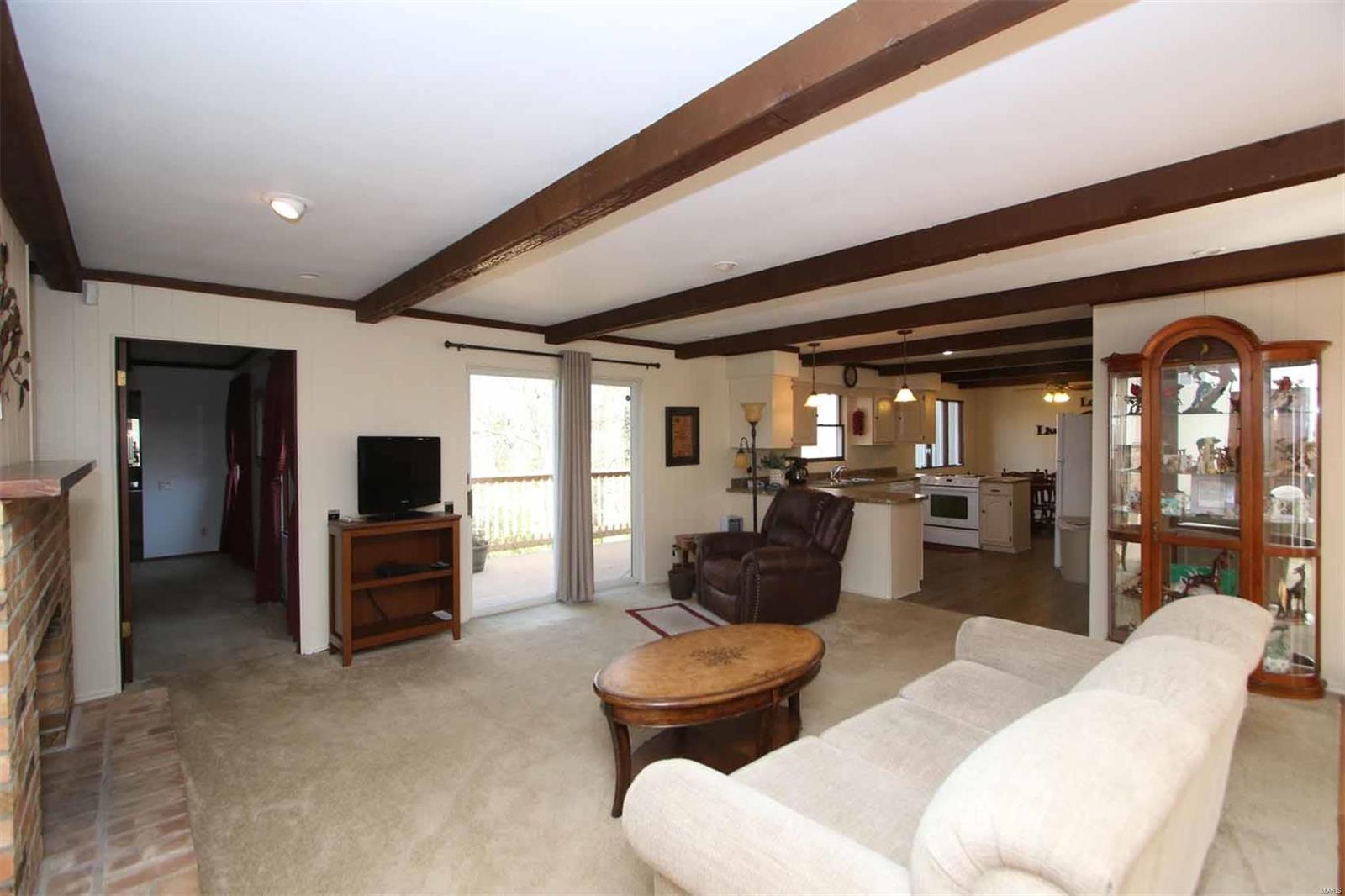 1004 Main, Unit B Alton, IL 62002 - Photo 12 of 28 Gallery Image 12