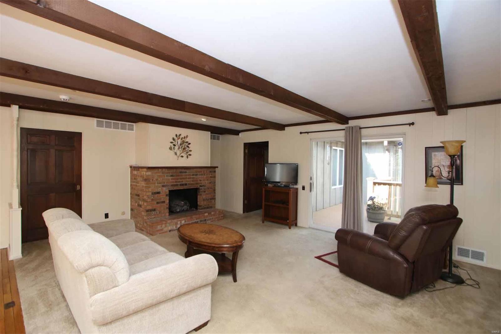 1004 Main, Unit B Alton, IL 62002 - Photo 10 of 28 Gallery Image 10