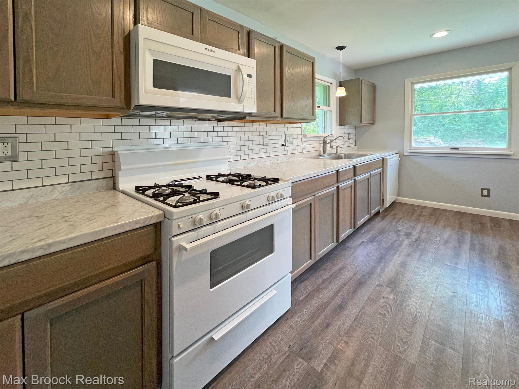 2311 Rutherford Road Bloomfield Hills, MI 48302 - Photo 8 of 25 Gallery Image 8