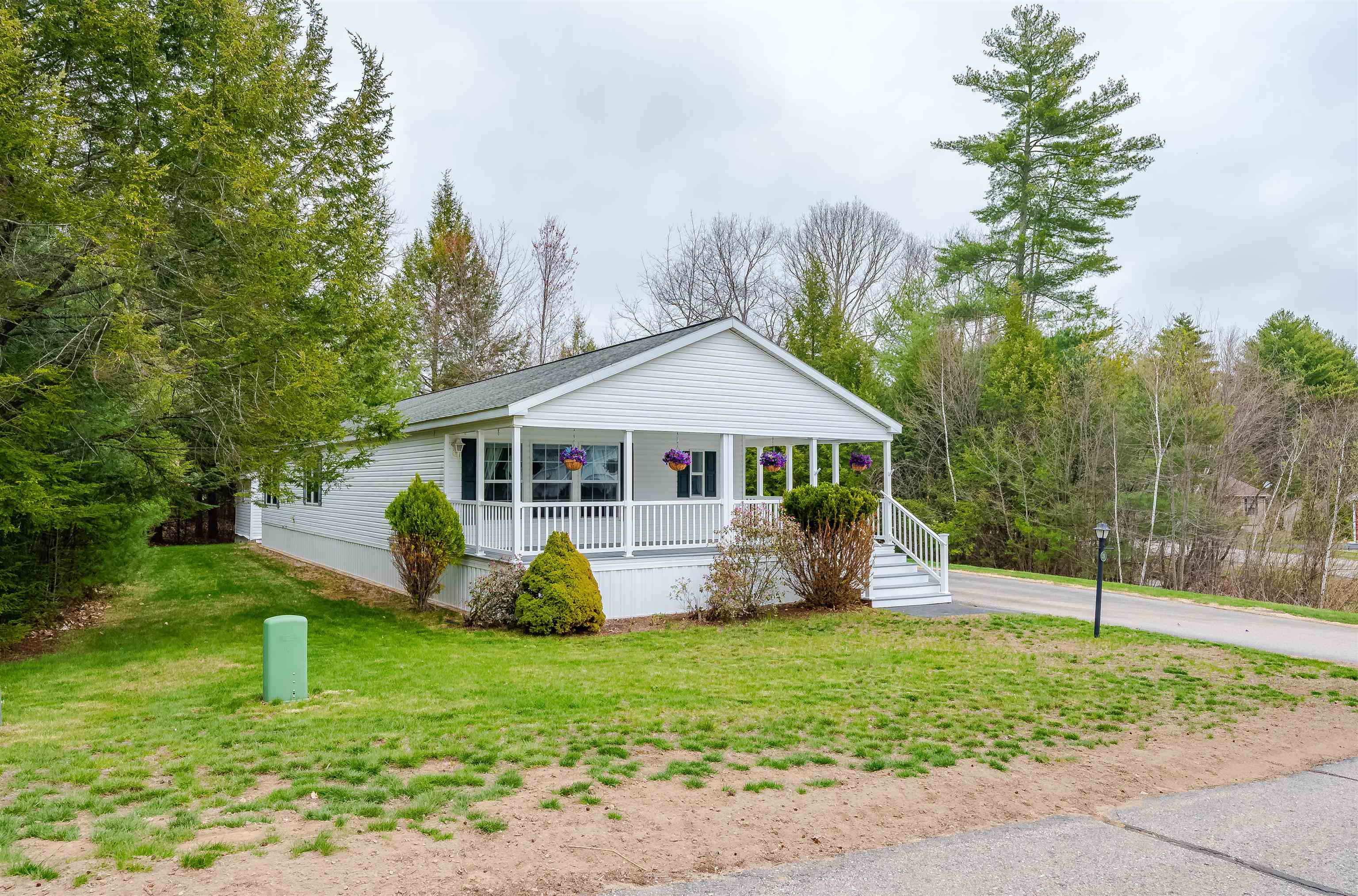 39 Blair Drive Rochester, NH 03868 - Photo 2 of 42