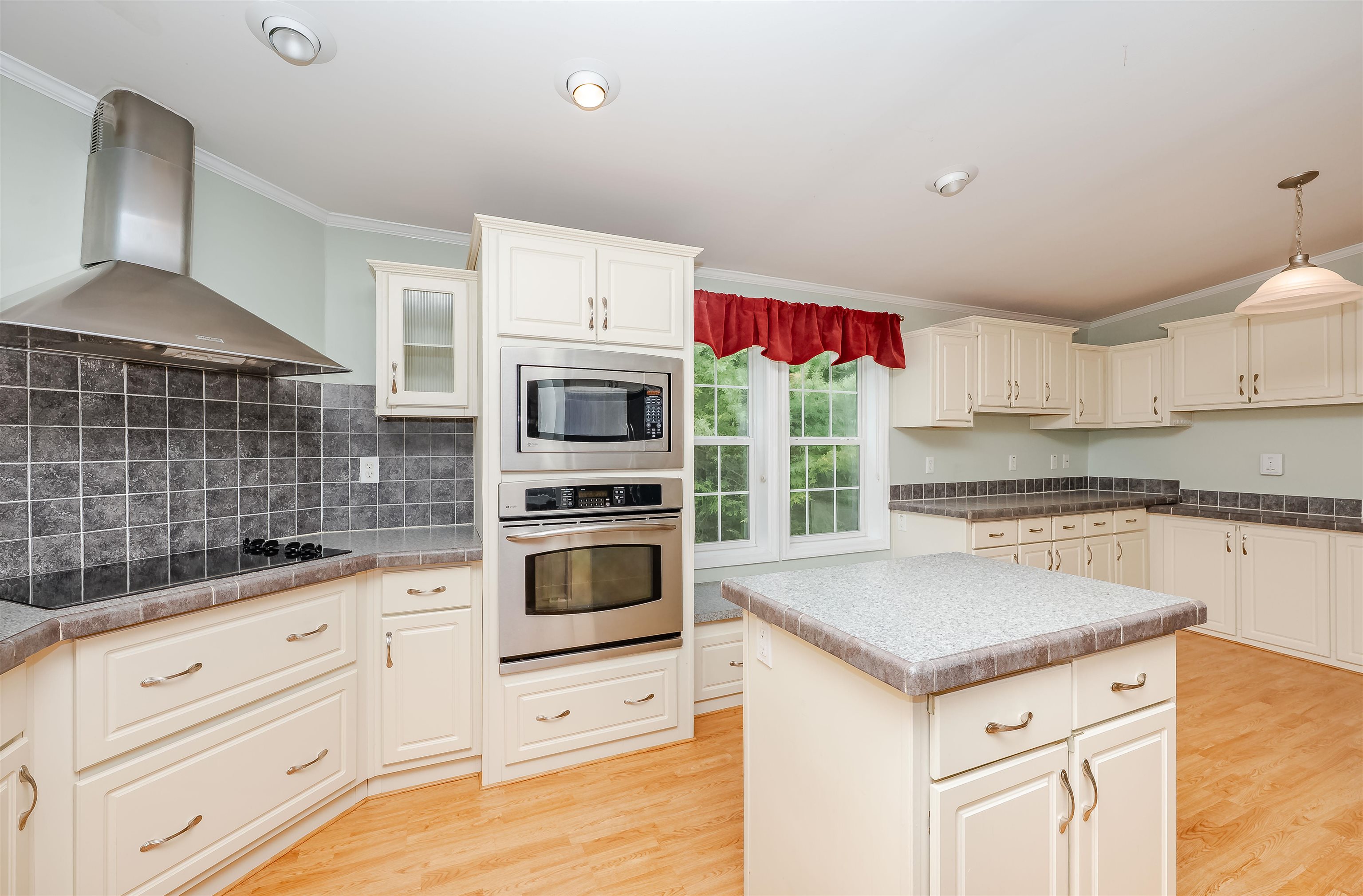 39 Blair Drive Rochester, NH 03868 - Photo 5 of 42