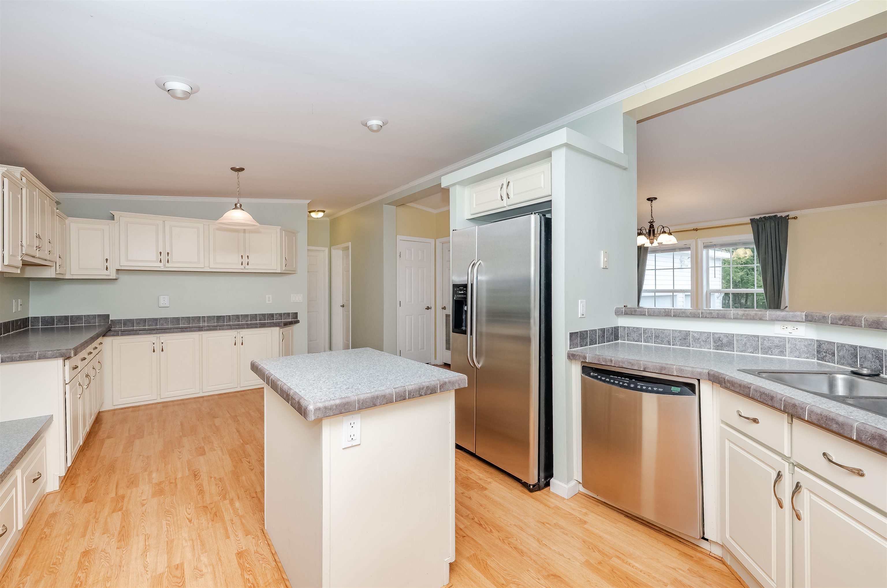 39 Blair Drive Rochester, NH 03868 - Photo 6 of 42