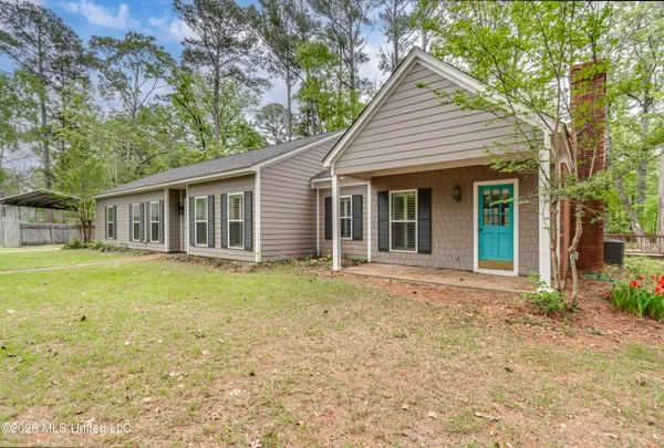 $299,900 | 210 Sandpiper Road, Brandon, MS 39047