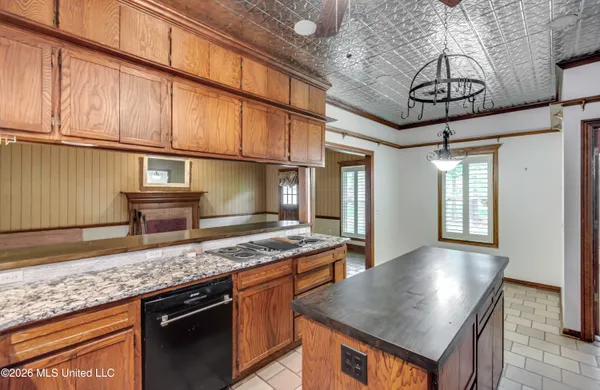 $299,900 | 210 Sandpiper Road, Brandon, MS 39047