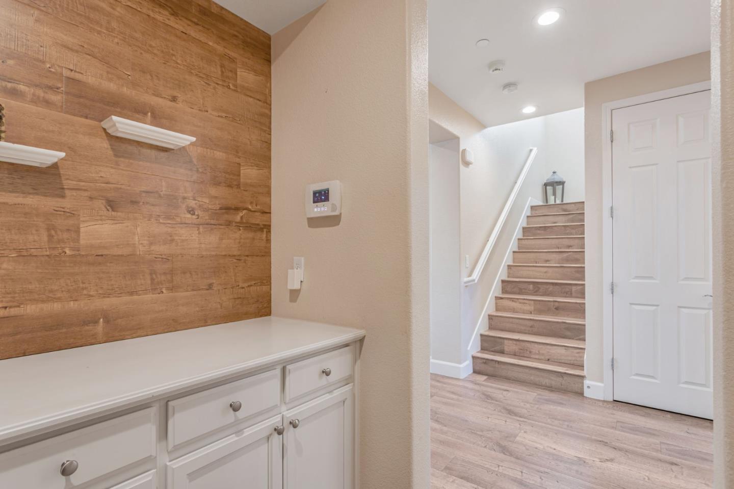 1137 Viognier Way Gilroy, CA 95020 - Photo 18 of 36