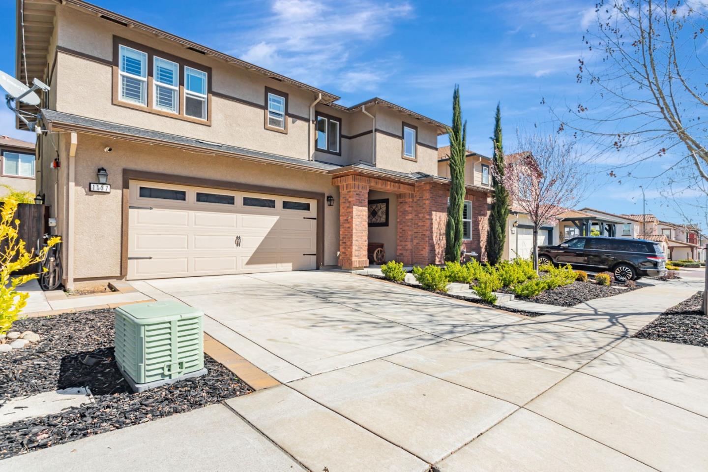 1137 Viognier Way Gilroy, CA 95020 - Photo 2 of 36