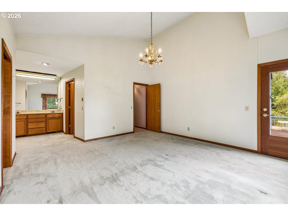 15780 Southwest Davis Road Beaverton, OR 97007 - Photo 19 of 48 Gallery Image 19