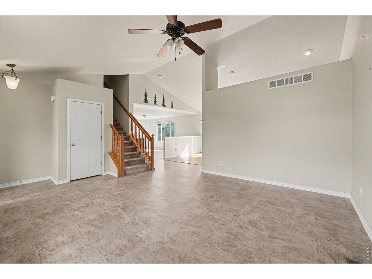 9064 Raging Bull Lane Wellington, CO 80549 - Photo 4 of 39