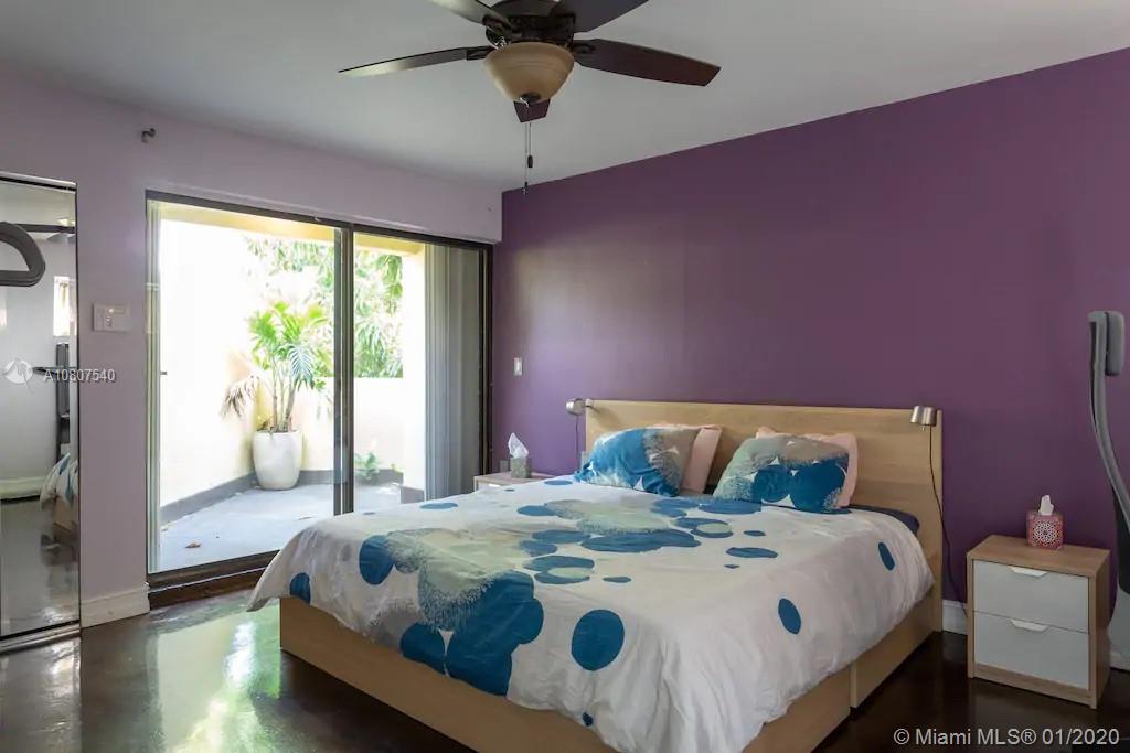 2575 Tigertail Avenue, Unit 2575 Miami, FL 33133 - Photo 6 of 13 Mater bedroom