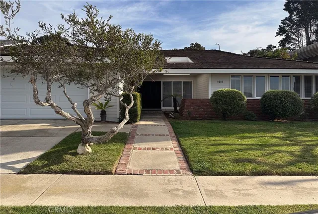 $10,250 | 1210 Sandpoint Way, Corona del Mar, CA 92625
