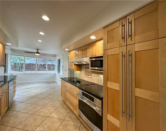 $9,250 | 1210 Sandpoint Way, Corona del Mar, CA 92625