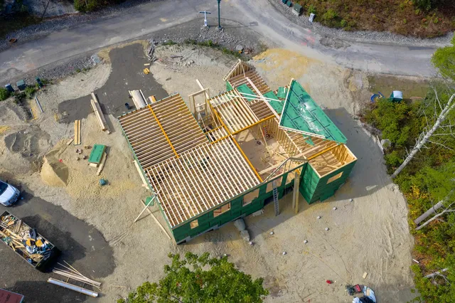 $1,400,000 | 6 Windjammer's Ridge, Laconia, NH 03246