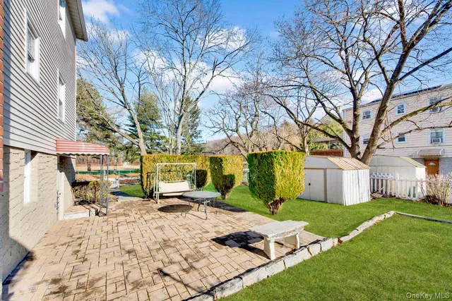 $3,800 | 152 Harrison Avenue, Unit 1, Yonkers, NY 10705