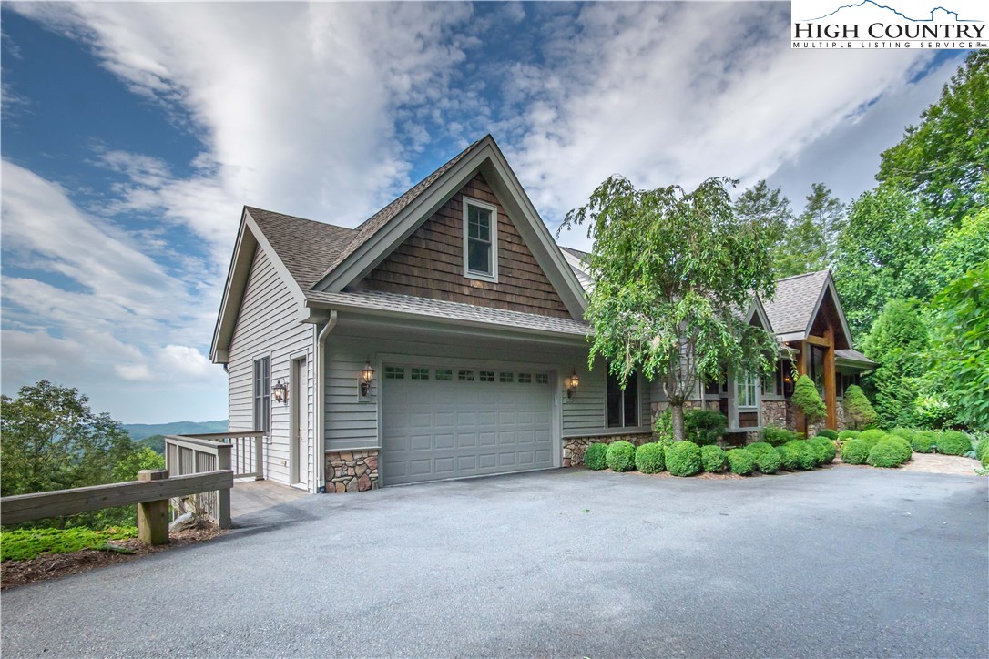 259 Hialeah Lane Boone, NC 28607 - Photo 3 of 40 Gallery Image 3