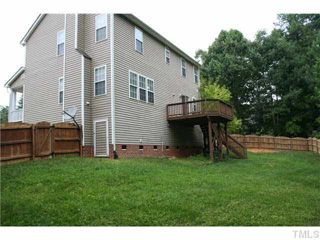 2419 Goldfinch Way Raleigh, NC 27606 - Photo 2 of 20 Gallery Image 2