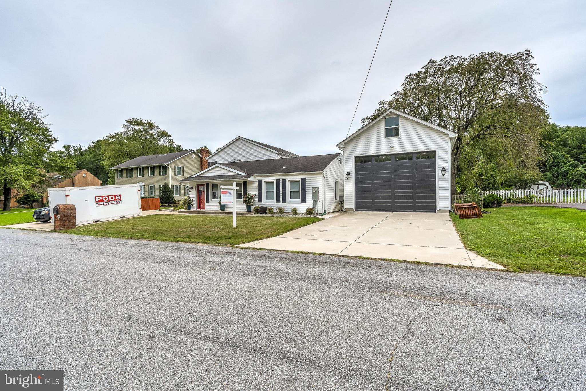 1753 Dunton Road Annapolis, MD 21401 - Photo 3 of 62