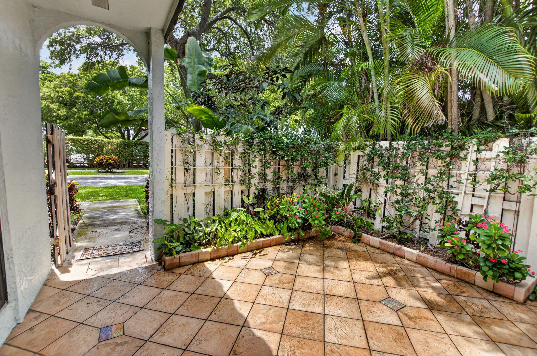 22270 Pineapple Walk Drive Boca Raton, FL 33433 - Photo 2 of 20 Courtyard