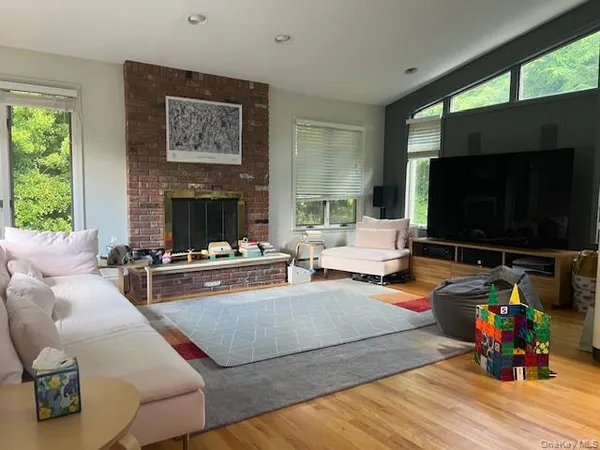 $4,600 | 36 Coolidge Avenue, Glen Head, NY 11545