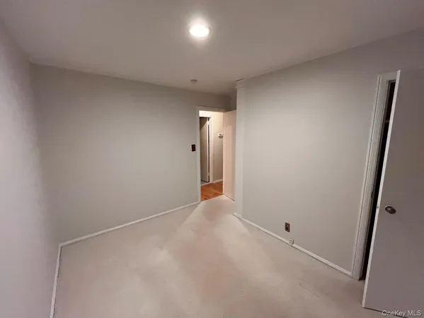 $4,600 | 36 Coolidge Avenue, Glen Head, NY 11545
