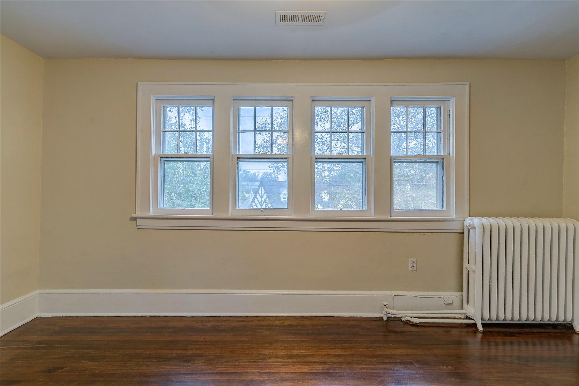 1930 Carter Road Southwest Roanoke, VA 24015 - Photo 22 of 35 Bedroom #1