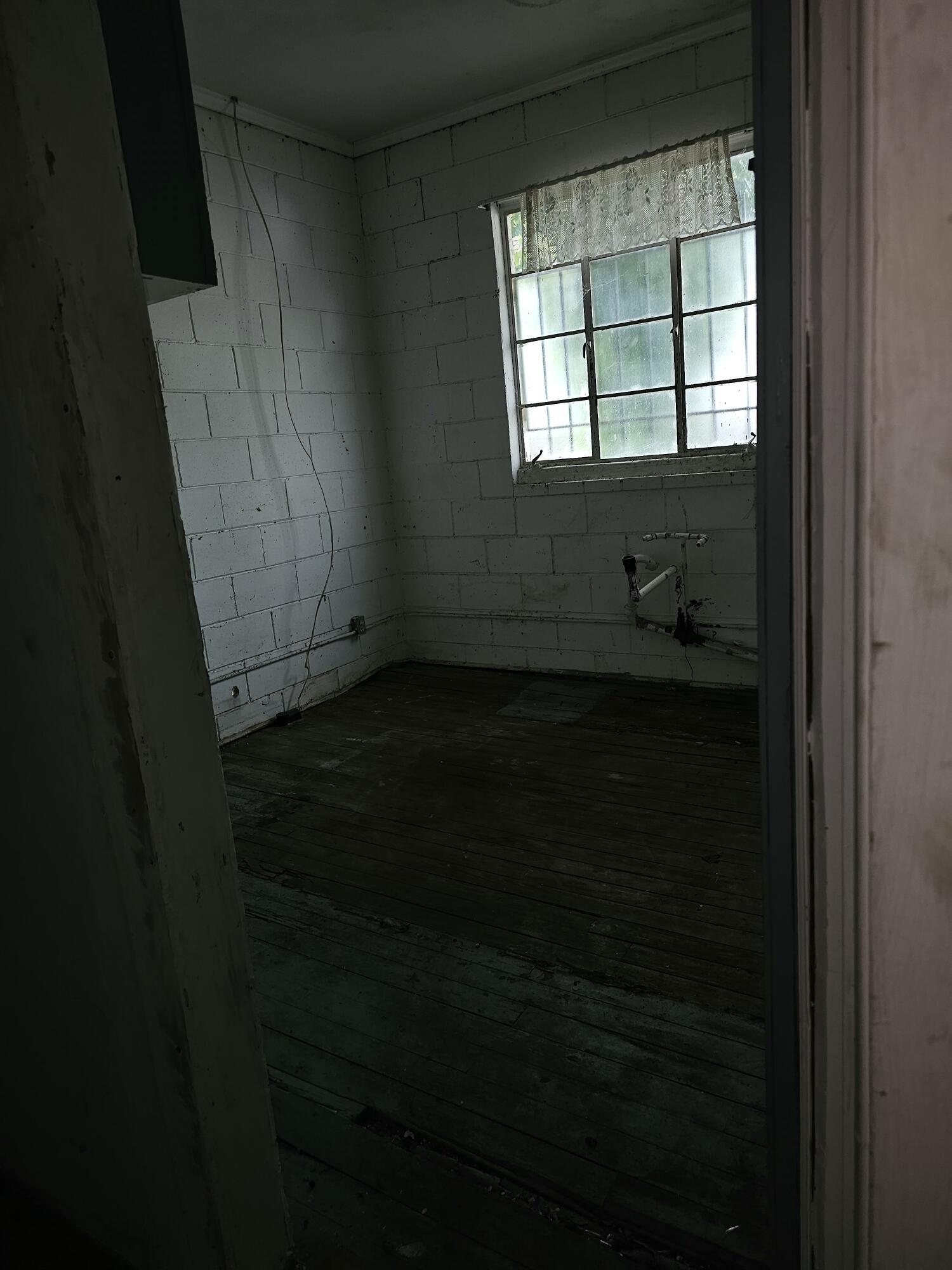 1126 Florence Street Augusta, GA 30901 - Photo 14 of 17 kitchen