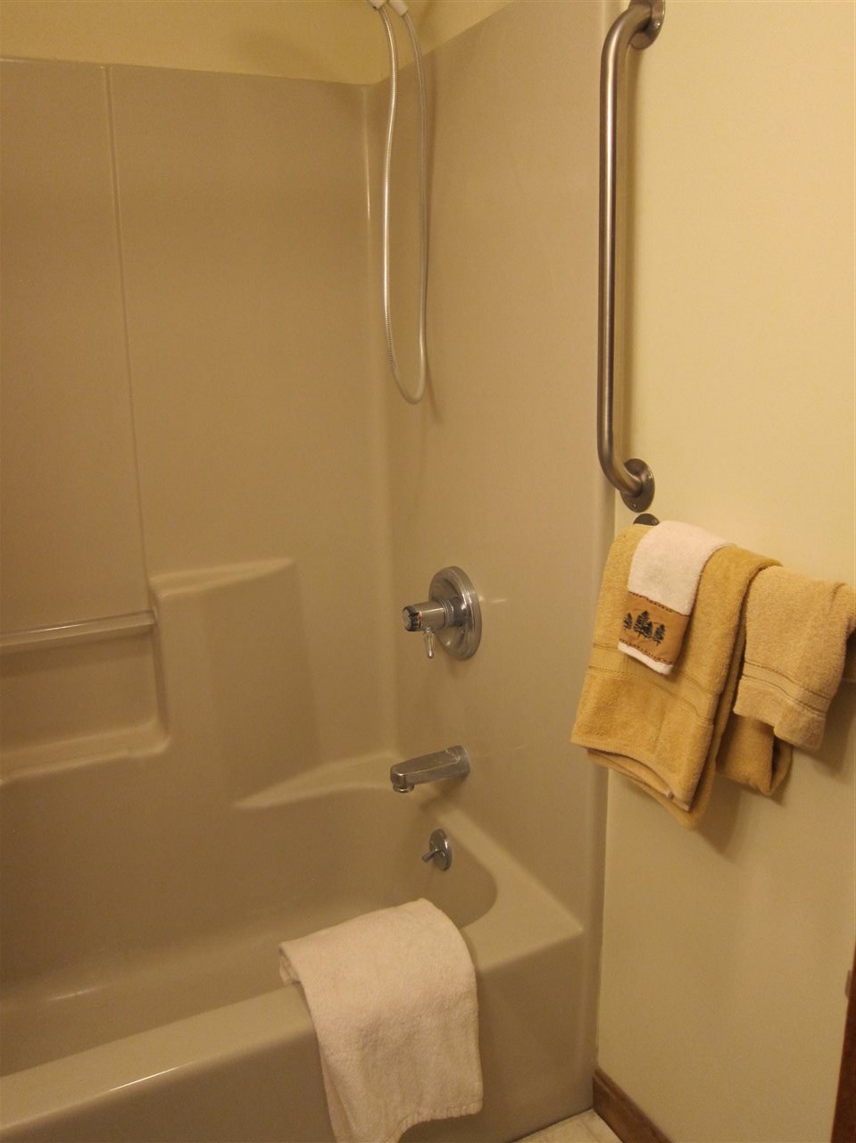 146 S Road Hopkinton, NH 03229 - Photo 23 of 35