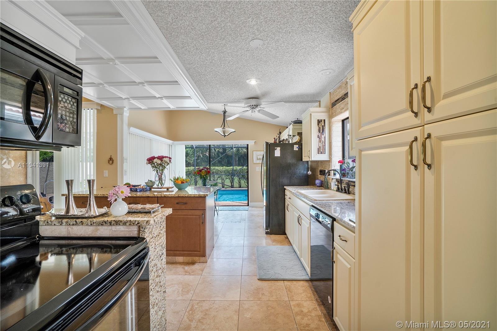 21386 Bridgeview Drive Boca Raton, FL 33428 - Photo 13 of 44