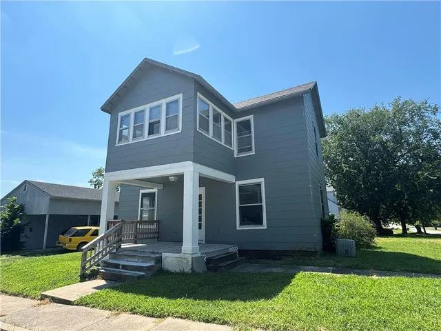 $240,000 | 428 Broad Street, Warrensburg, MO 64093