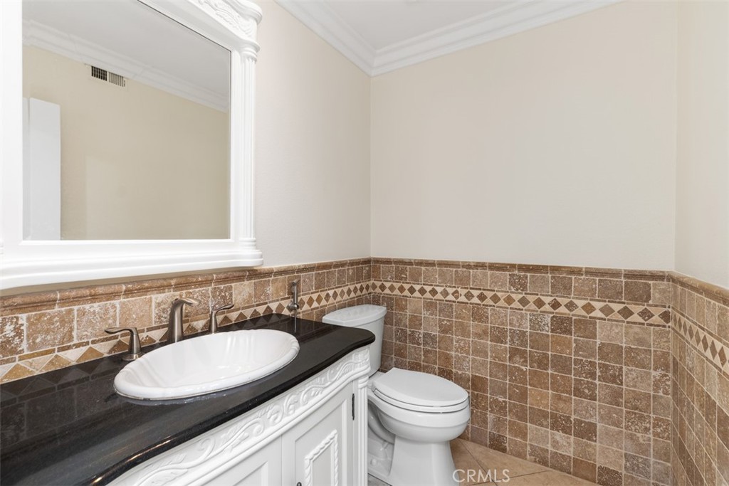 2 Meadowsweet Way Irvine, CA 92612 - Photo 21 of 28