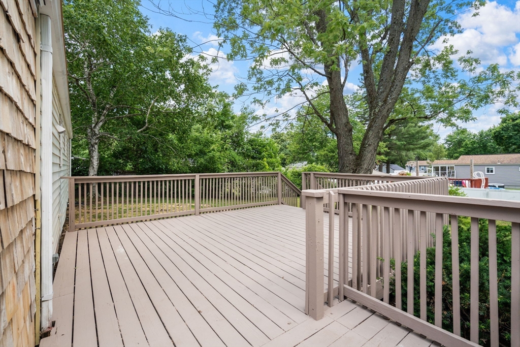 188 Moss Road Springfield, MA 01119 - Photo 24 of 29