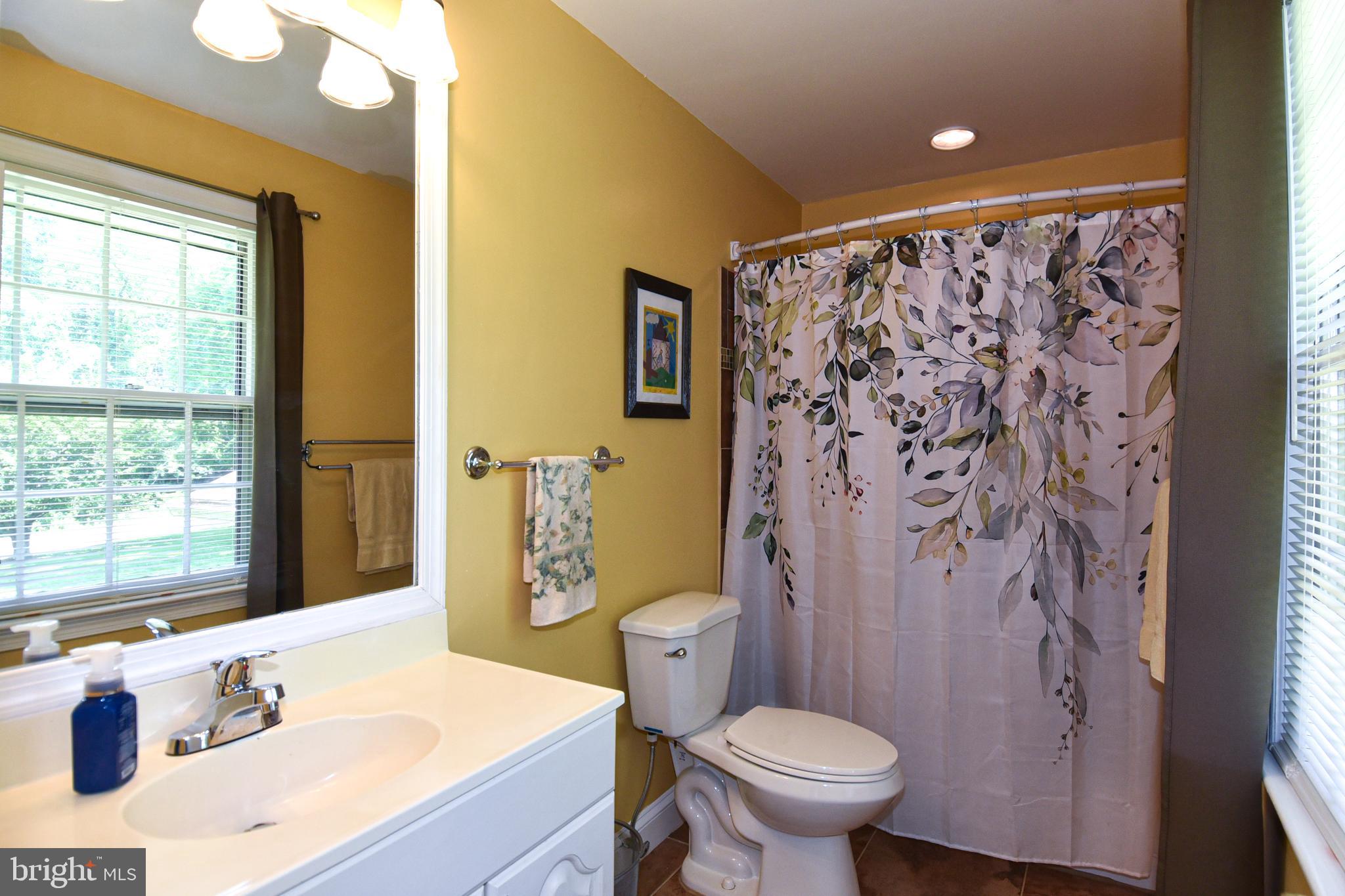 11525 Vale Road Oakton, VA 22124 - Photo 27 of 59