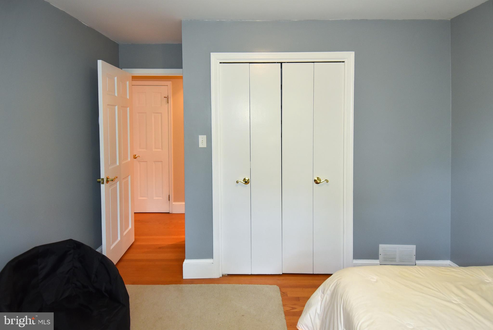 11525 Vale Road Oakton, VA 22124 - Photo 34 of 59