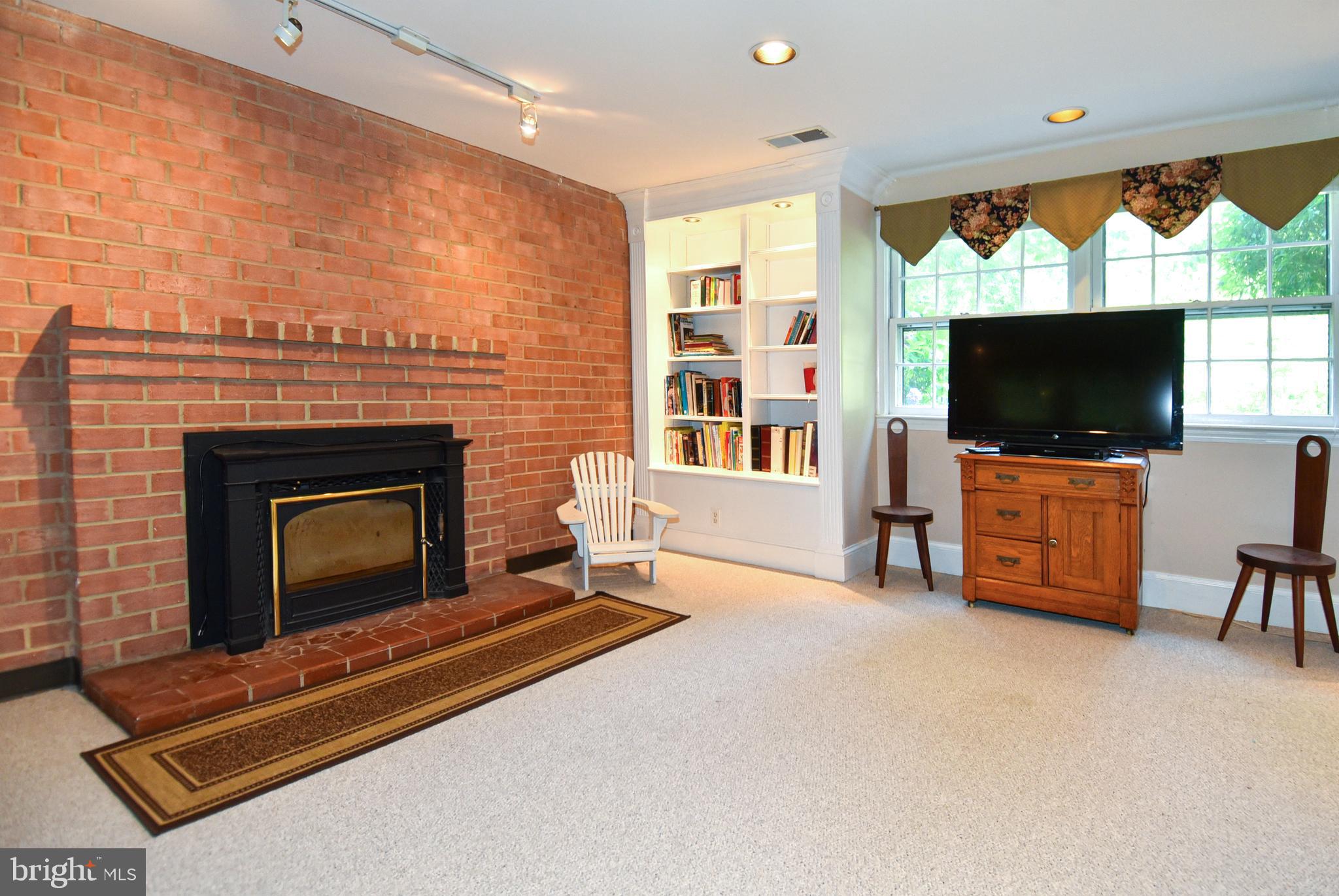 11525 Vale Road Oakton, VA 22124 - Photo 46 of 59