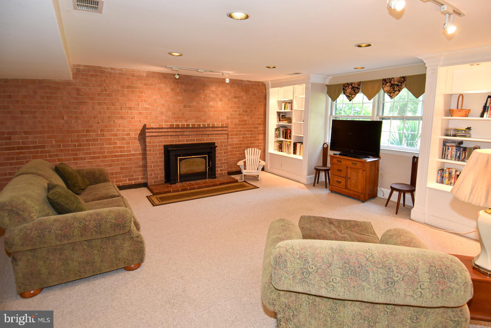 11525 Vale Road Oakton, VA 22124 - Photo 49 of 59