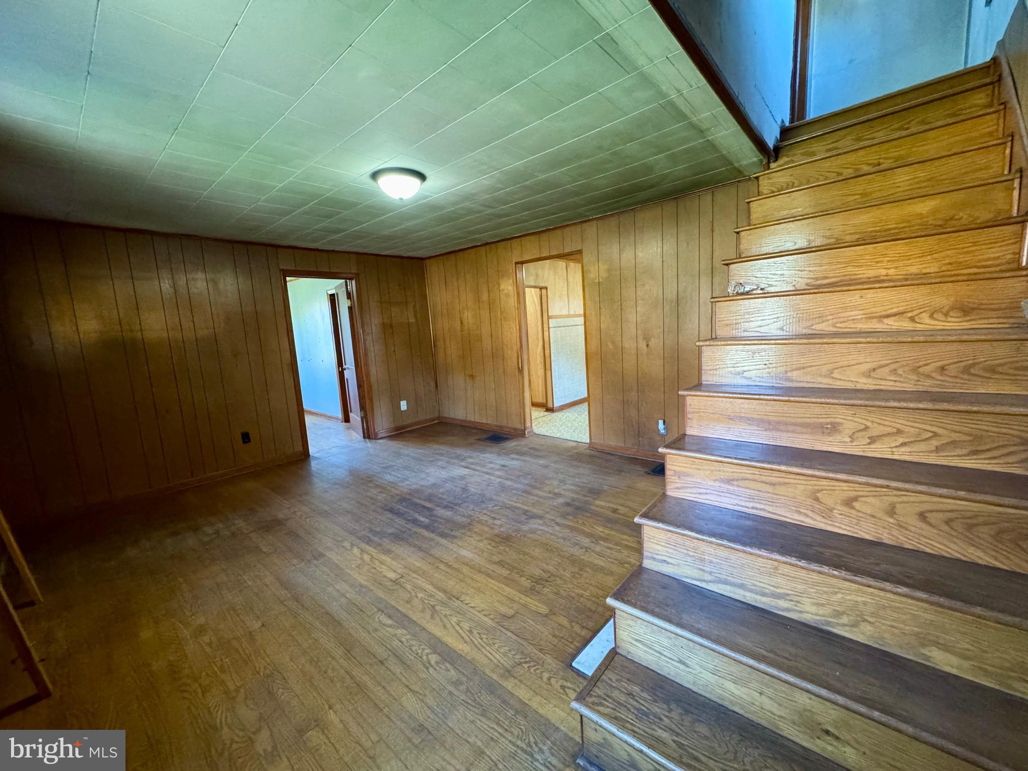 830 Harrison Avenue Berkeley Springs, WV 25411 - Photo 26 of 41 a view of an entryway