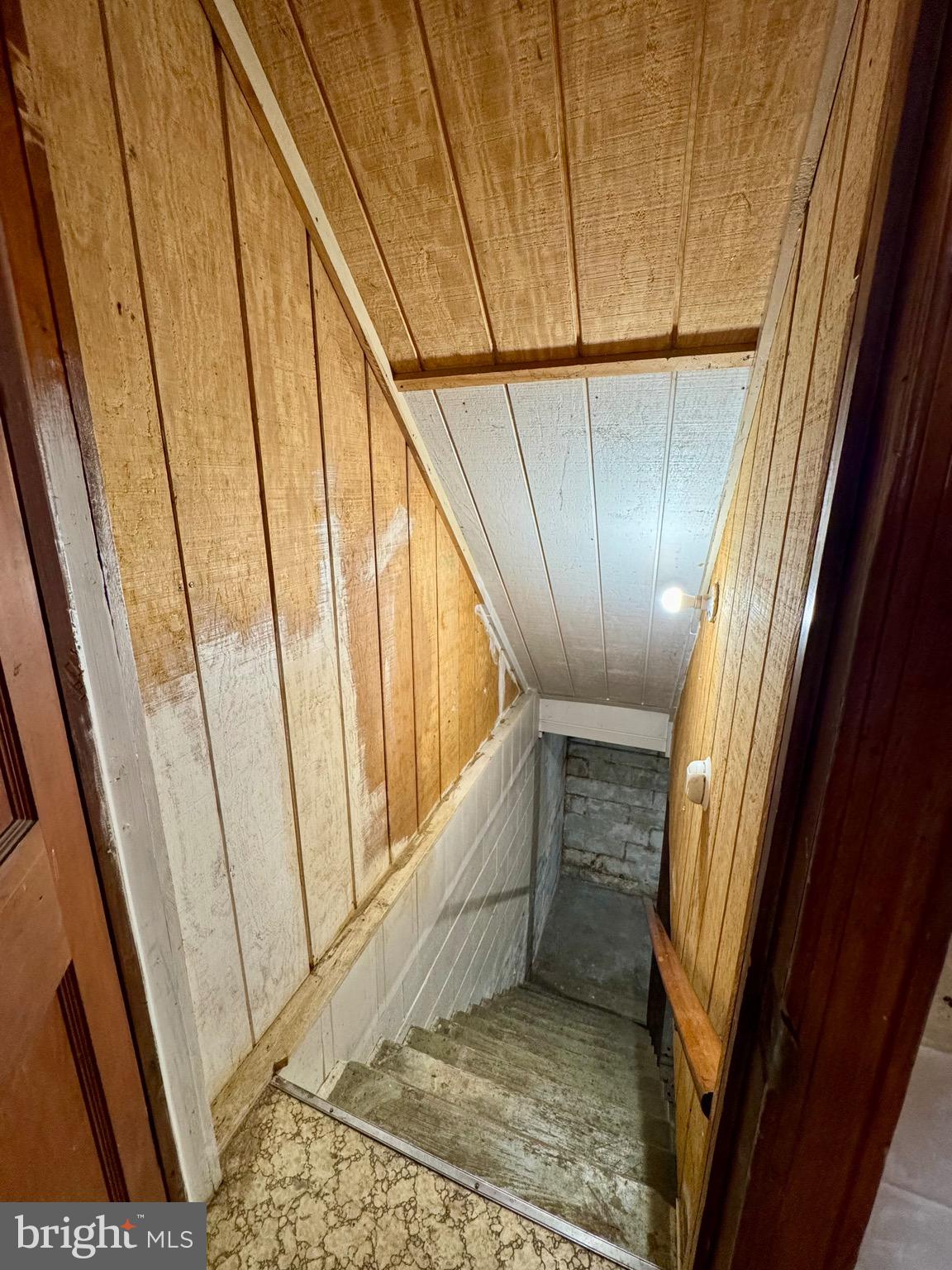 830 Harrison Avenue Berkeley Springs, WV 25411 - Photo 32 of 41 a view of entryway