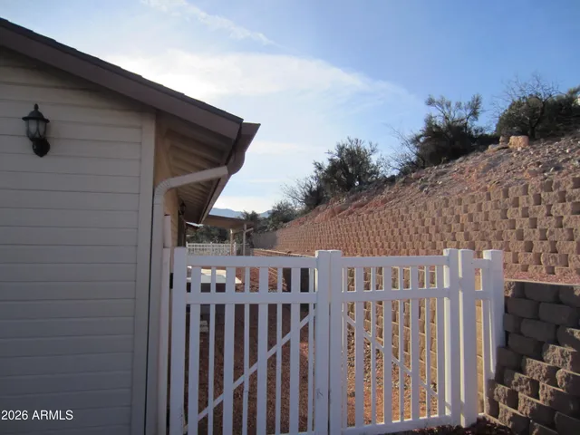 $2,100 | 2314 Valley Drive, Cottonwood, AZ 86326